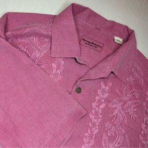 Tommy Bahama Fuchsia Casual Button Down Shirt